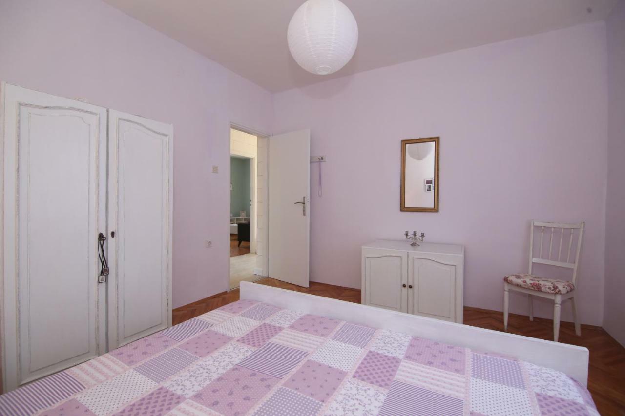 Providenca Apartman Vinišće Kültér fotó