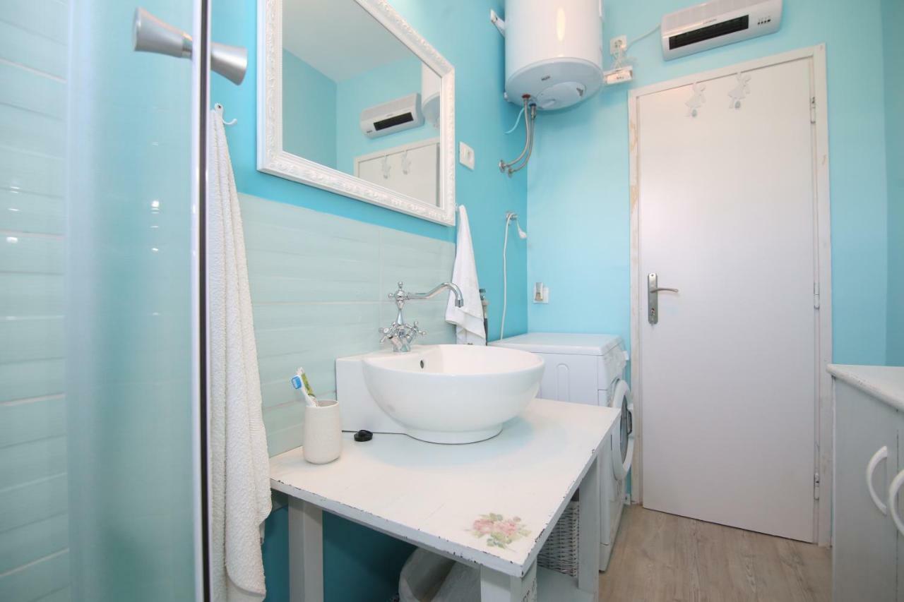 Providenca Apartman Vinišće Kültér fotó
