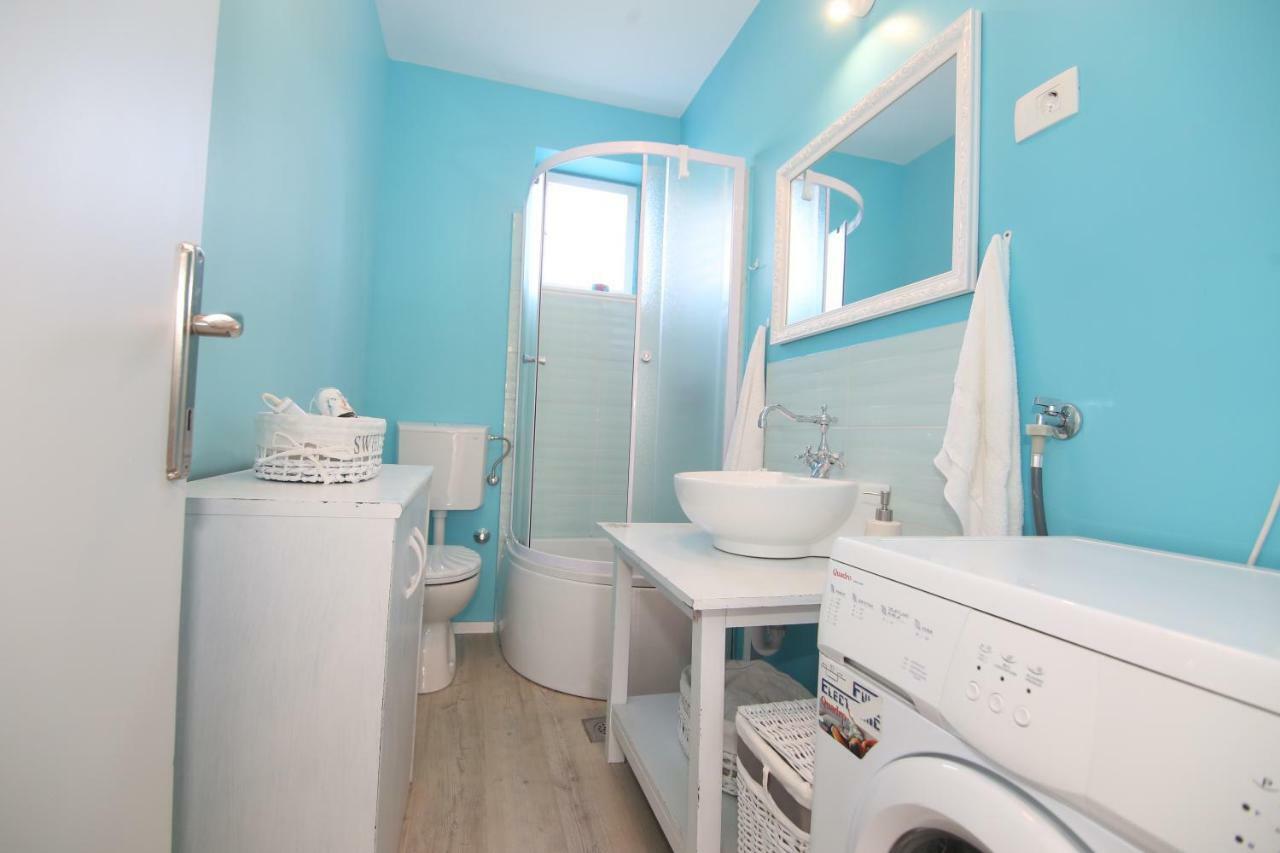 Providenca Apartman Vinišće Kültér fotó